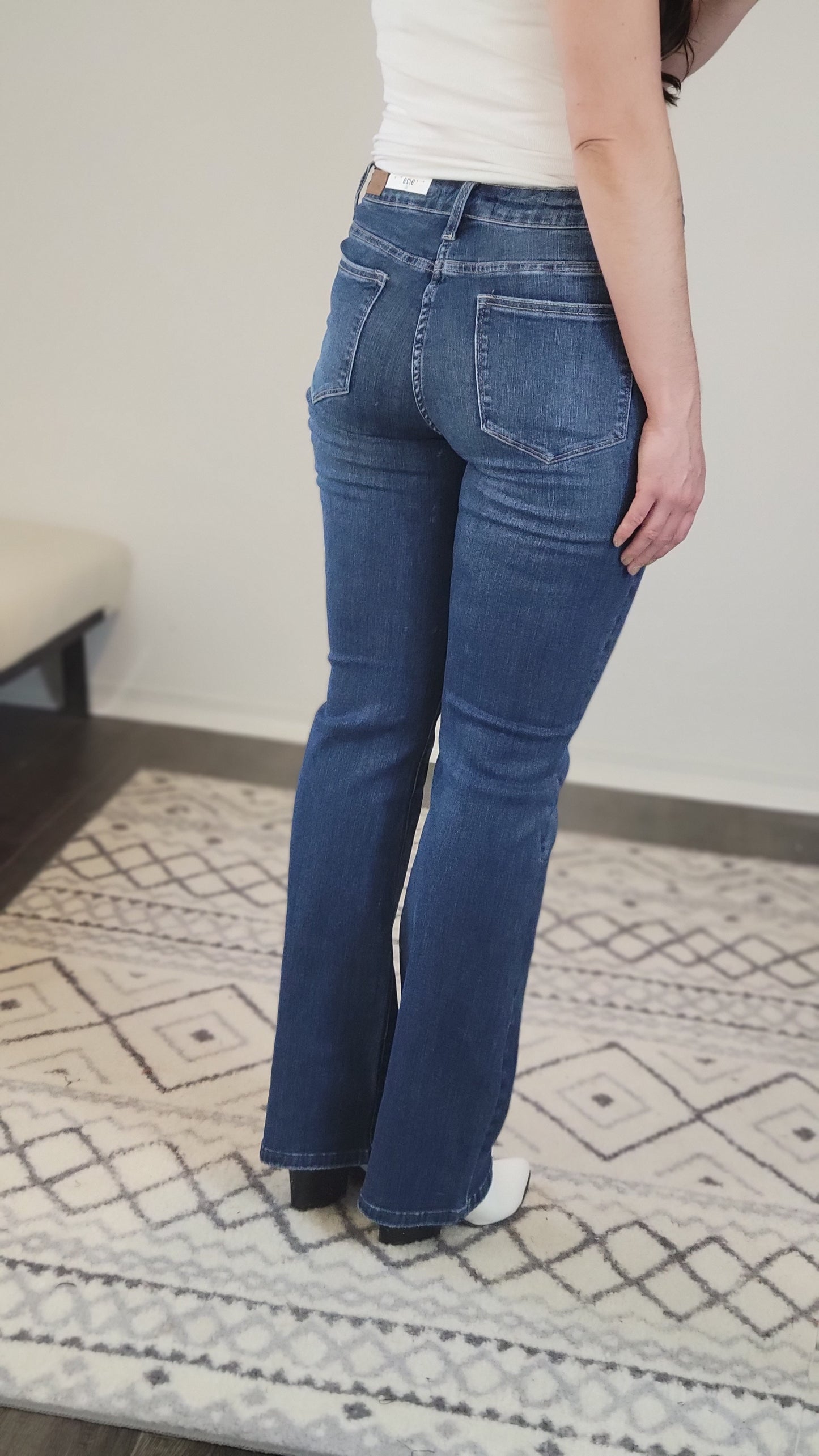 Judy Blue Mid Rise Non Distressed Classic Bootcut “Jody”