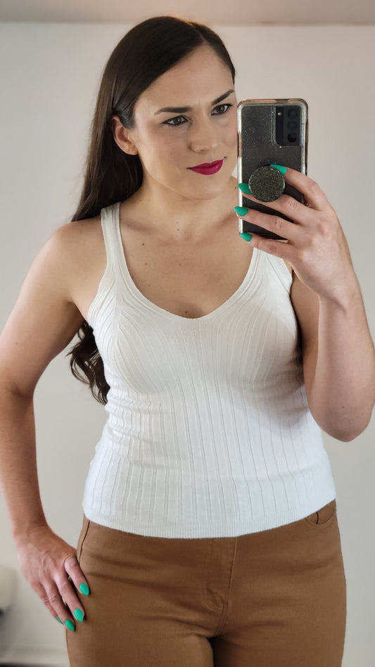 White Soft Ribbed V-Neck Tank "Reagan" (M)