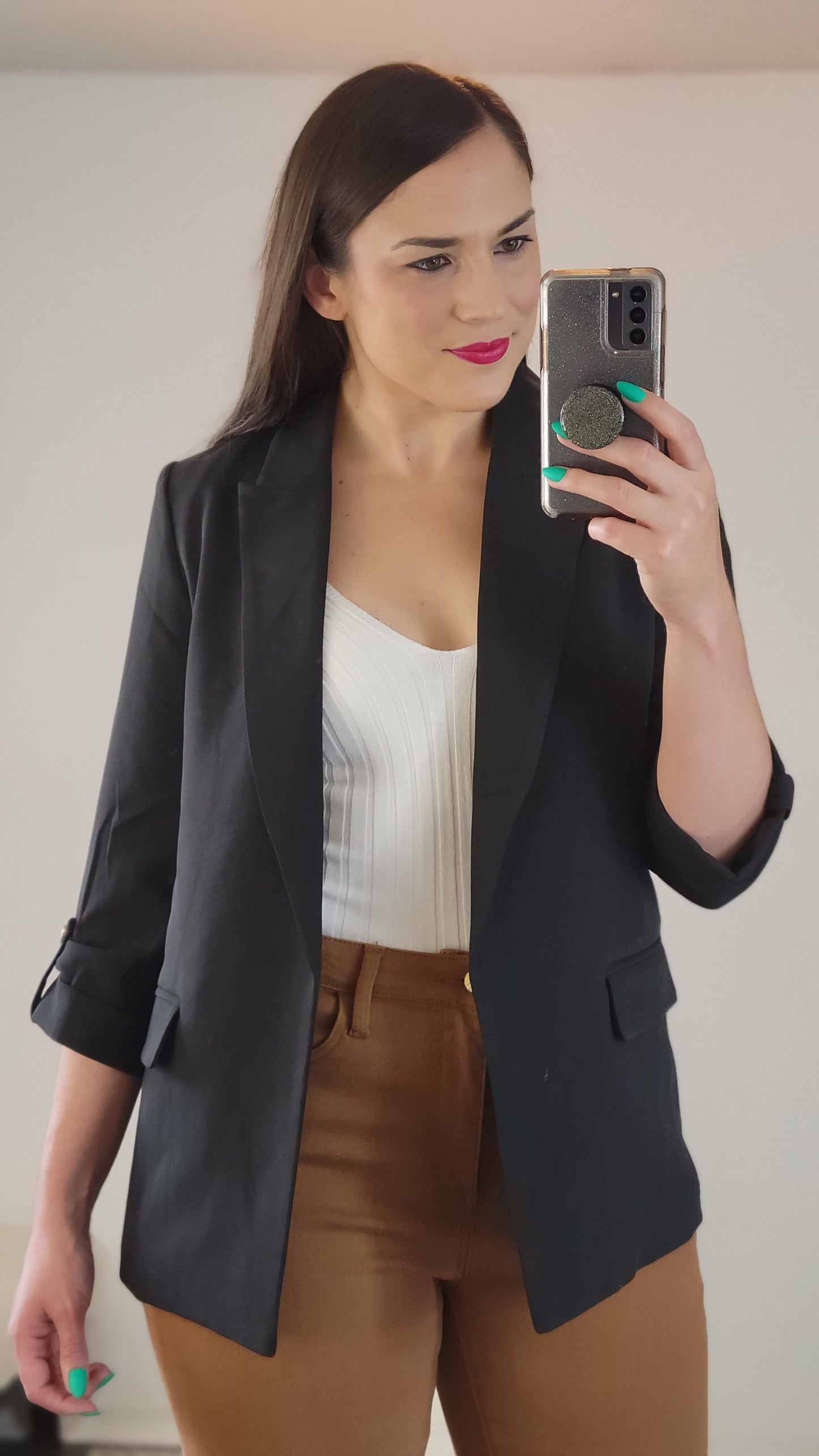 White Soft Ribbed V-Neck Tank "Reagan" (M)