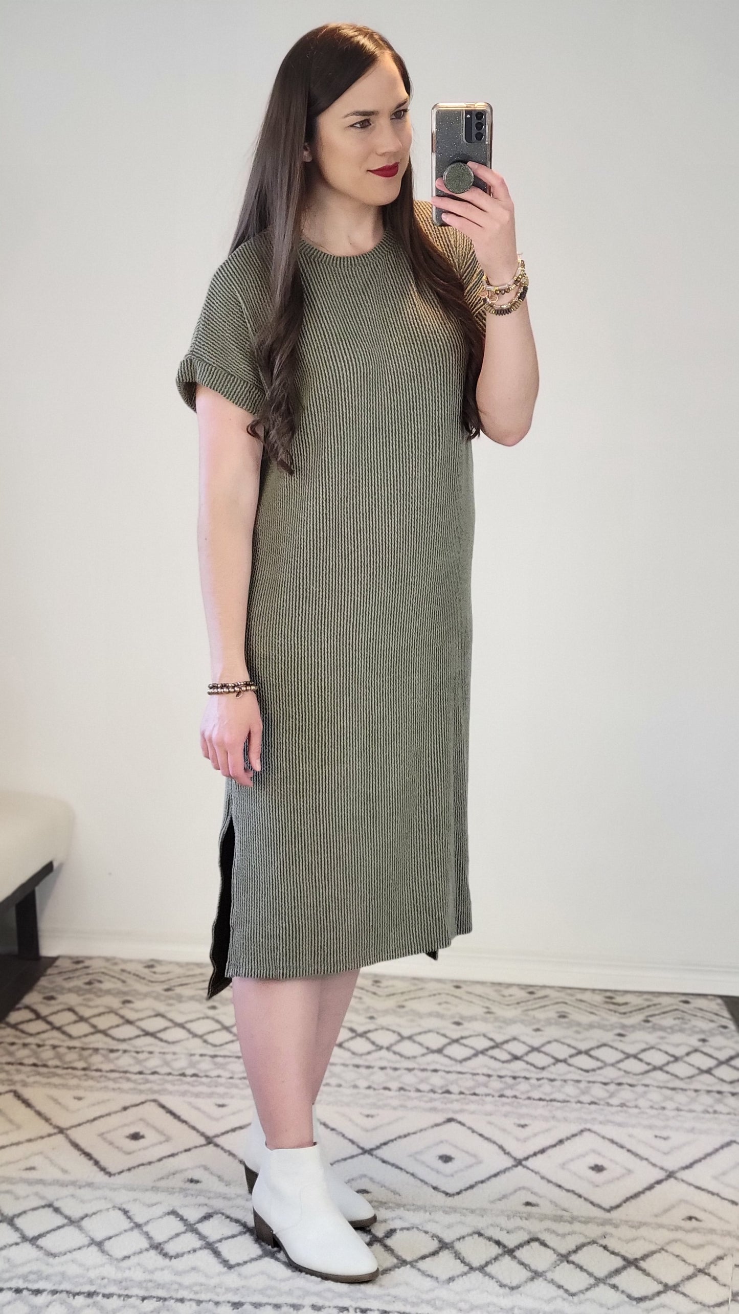 Olive Ribbed Textured Dress "Gil"