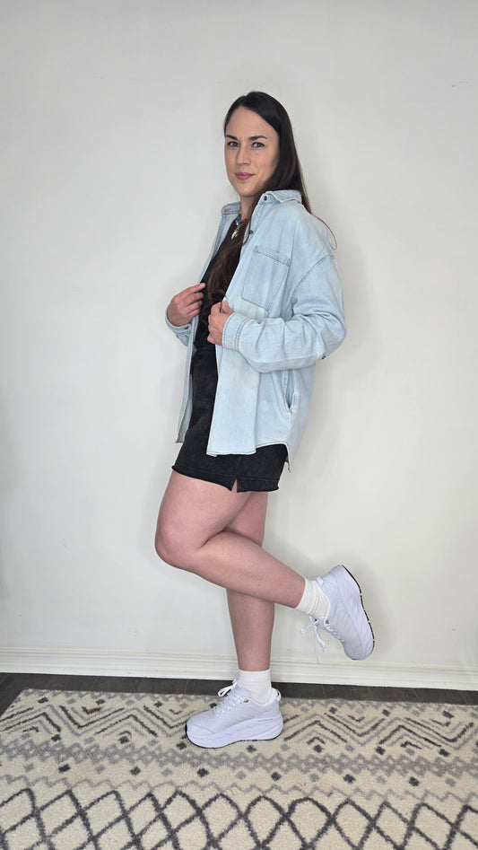 Risen Denim Oversize Light Wash Shirt with Pockets "Elsie"