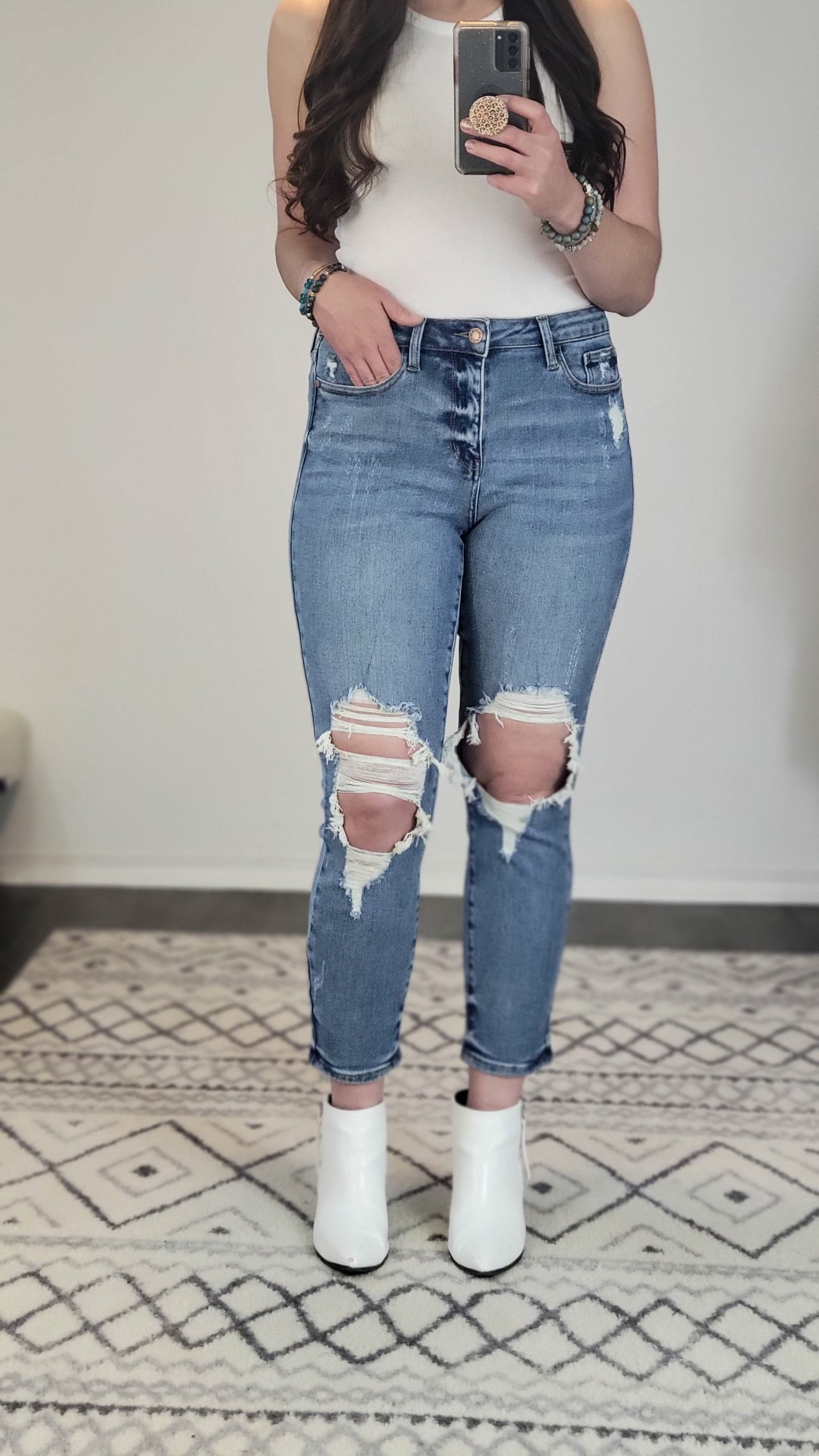 Judy Blue Destroyed Boyfriend Jean “Tegan”