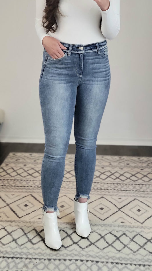 Judy Blue Mid Rise Light Wash Release Waistband Skinny “Katie” (24W)