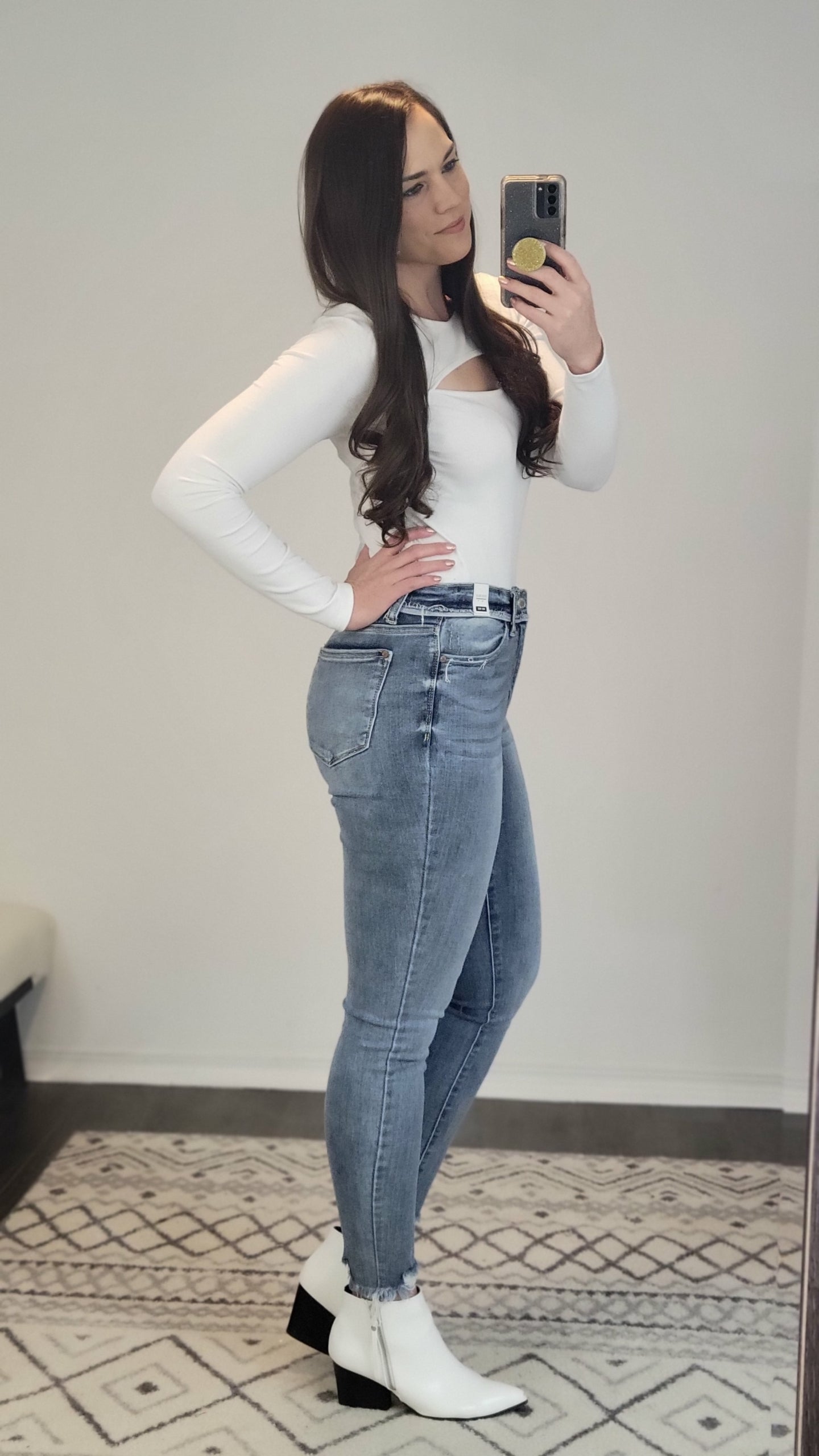 Judy Blue Mid Rise Light Wash Release Waistband Skinny “Katie” (24W)