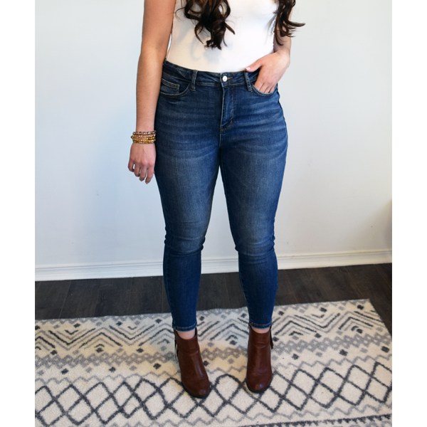 Judy Blue Bella High Rise Dark Skinny (1)