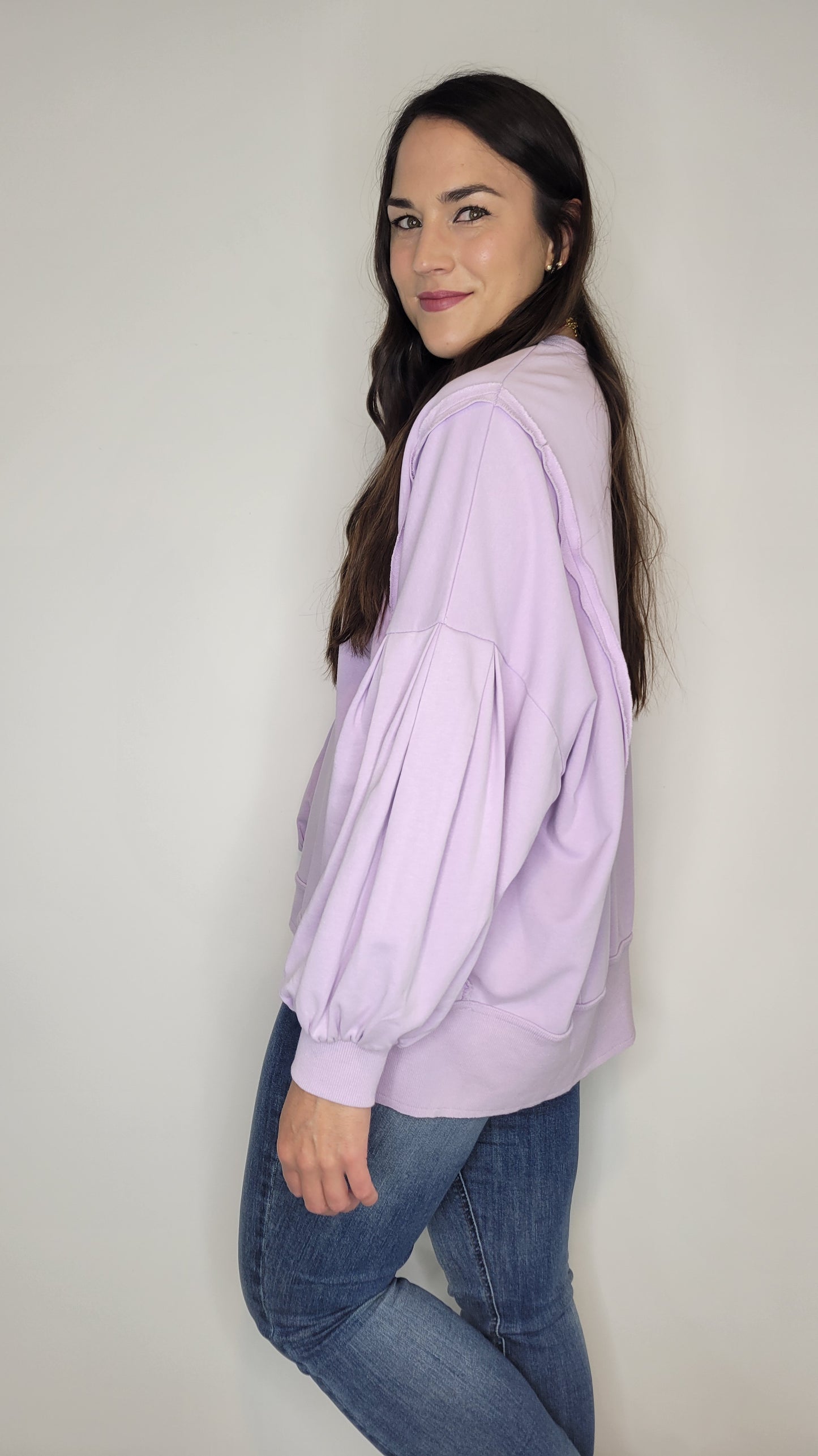 Lavender Oversize Sweatshirt “Ariel”