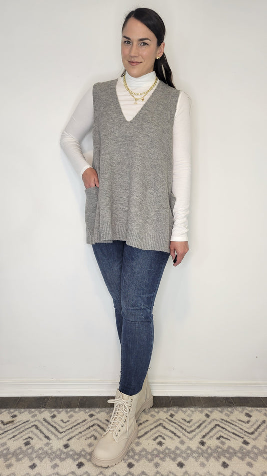 Heather Grey Oversize Long Sweater Vest with Pockets “Delany”